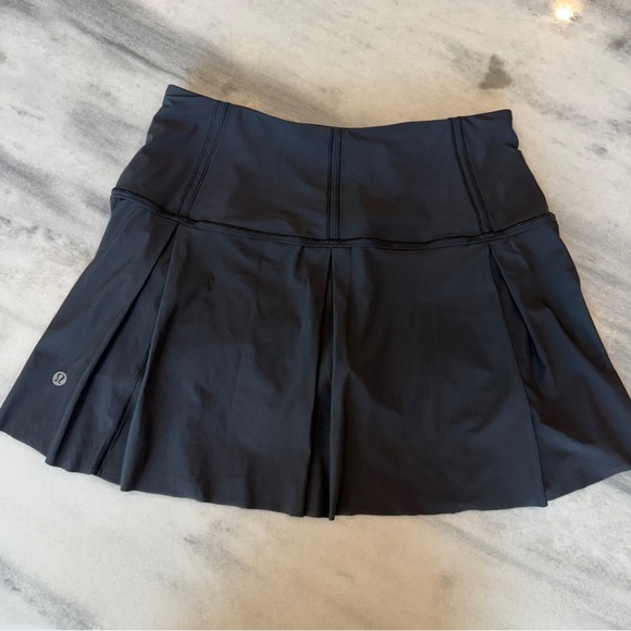 Lululemon Black Tennis Skirt Skort Size 6 Pleats - Picture 3 of 7
